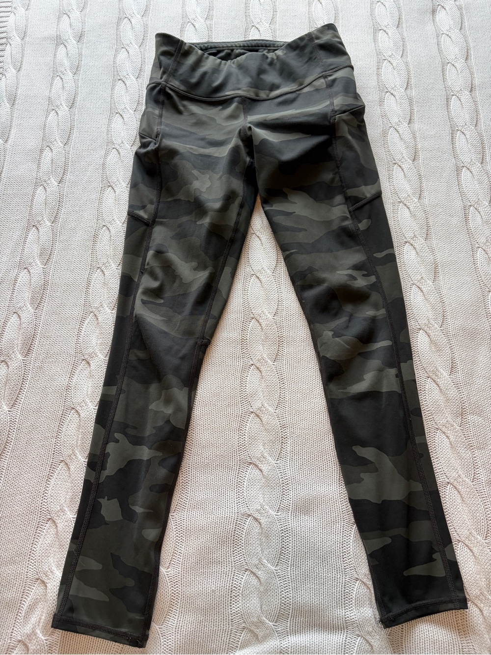 Athleta Camo Contender High Rise 7/8 Tight Leggings - Green - Women’s Size XS